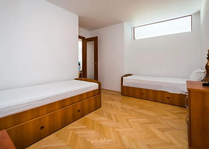 Sunset Terrace Apartment